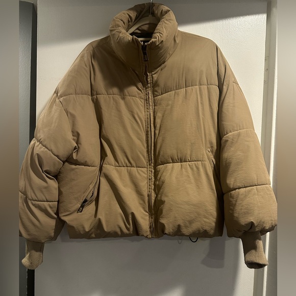 Zara Beige  Puffer Jacket🌟 - Picture 5 of 6